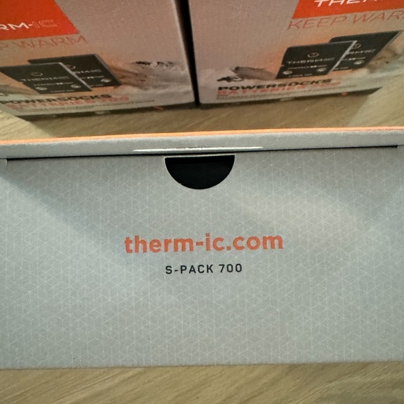 THERM -IC power sock S pack 700 heated sock batteries. - Picture 3 of 7